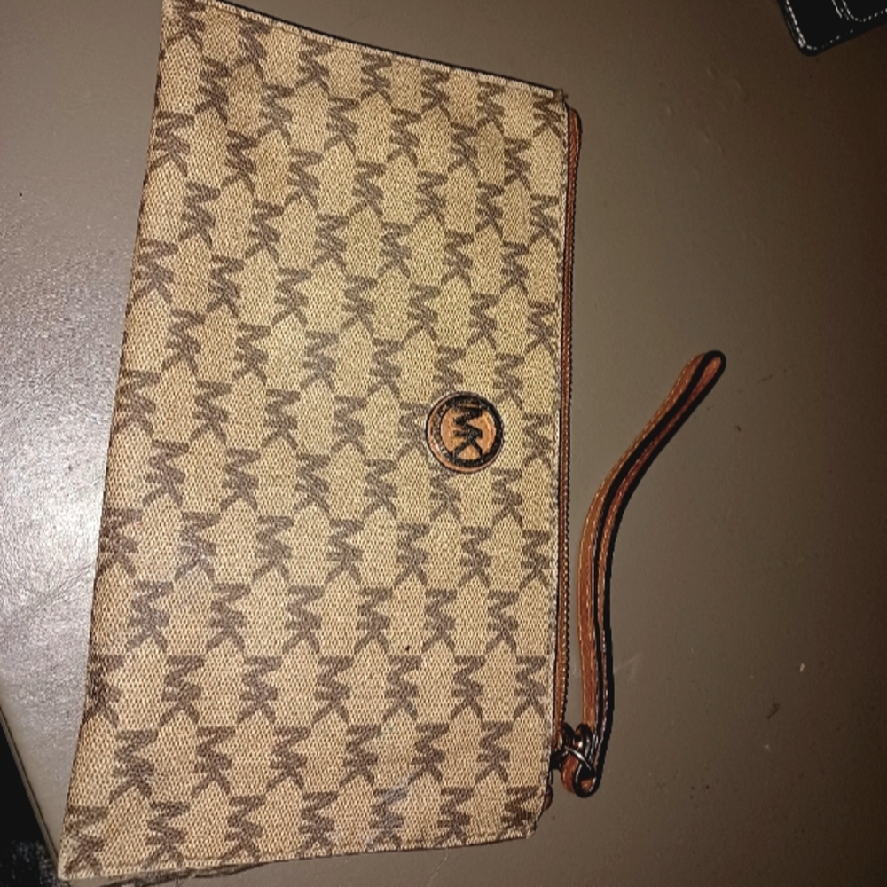 Michael Kors clutch small lightly used